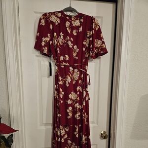 Lulu's Foral High Low Dress in Burgundy size XL